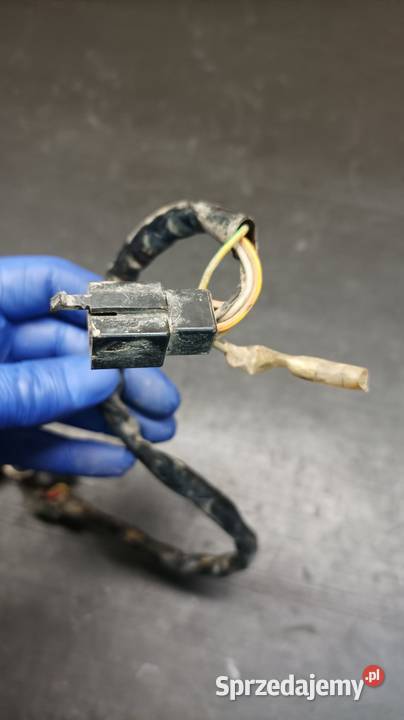 Włącznik starter prawy gaszak killswitch części Gołaczewy sprzedam