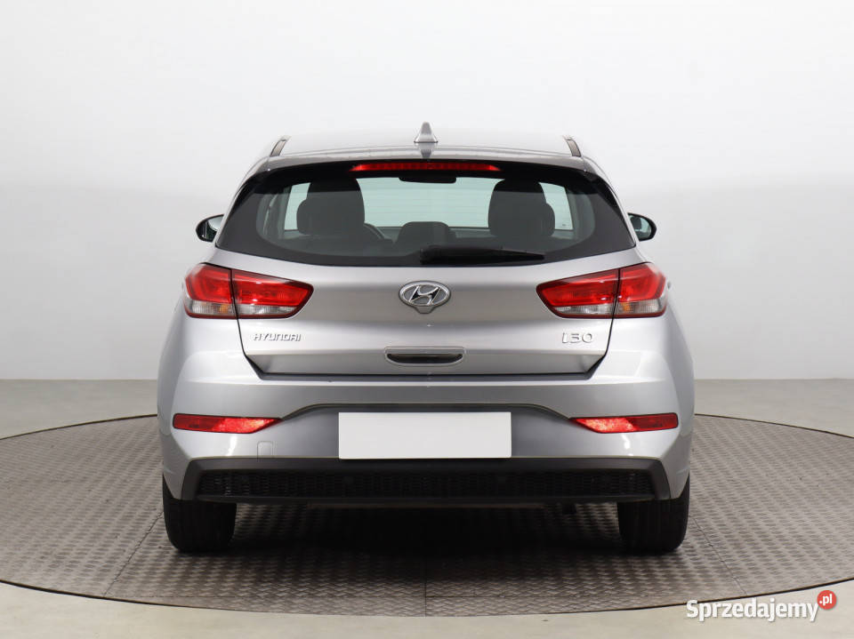Hyundai i30 15 DPI światła przeciwmgielne