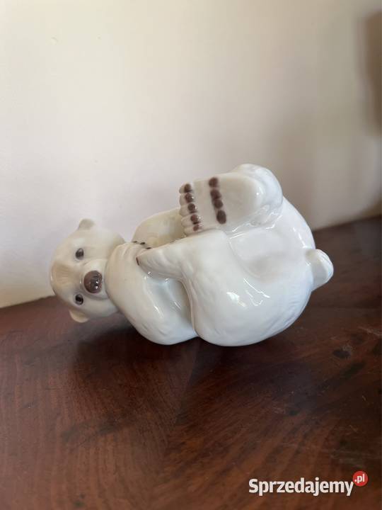 Figurka niedźwiadka polarnego Royal Copenhagen Gdańsk