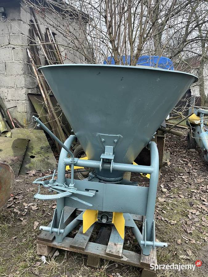 Rozsiewacz lej 300l
