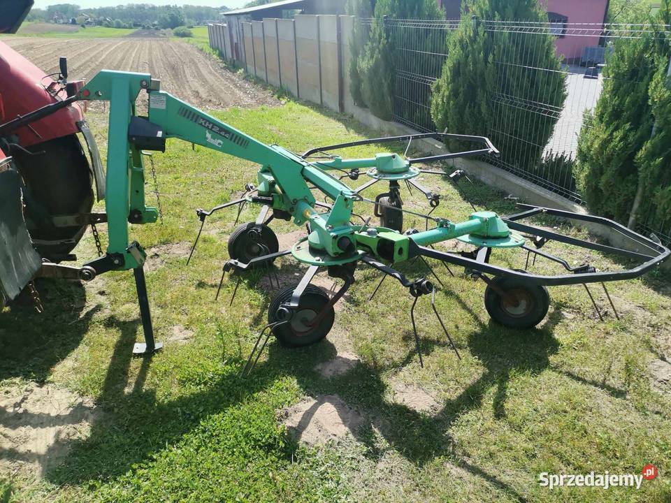 Sprzedam przewracarkę deutzfahr Klimontów