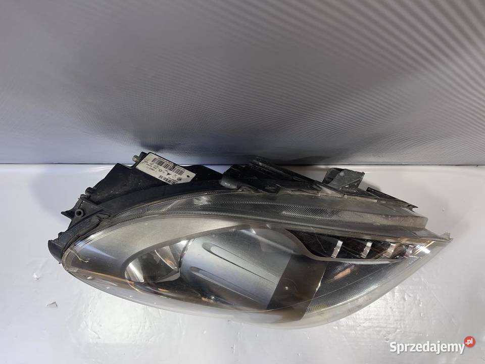 ALFA ROMEO  GIULIETTA PRAWA LAMPA PRZÓD LED wielkopolskie