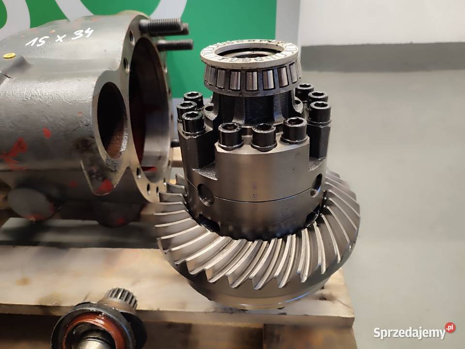 Dyferencjał ZF F718301020100 F716300020150 Fendt Wilkowo