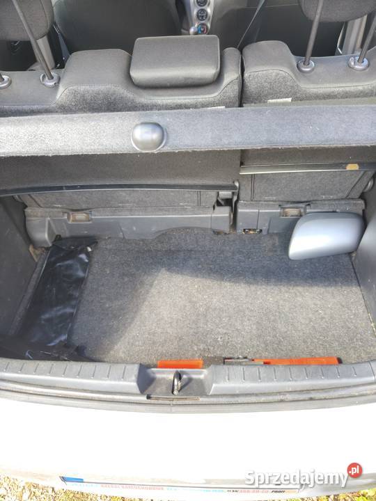 Toyota Yaris 2009 Salon 10 Benzyna 162 5 drzwi