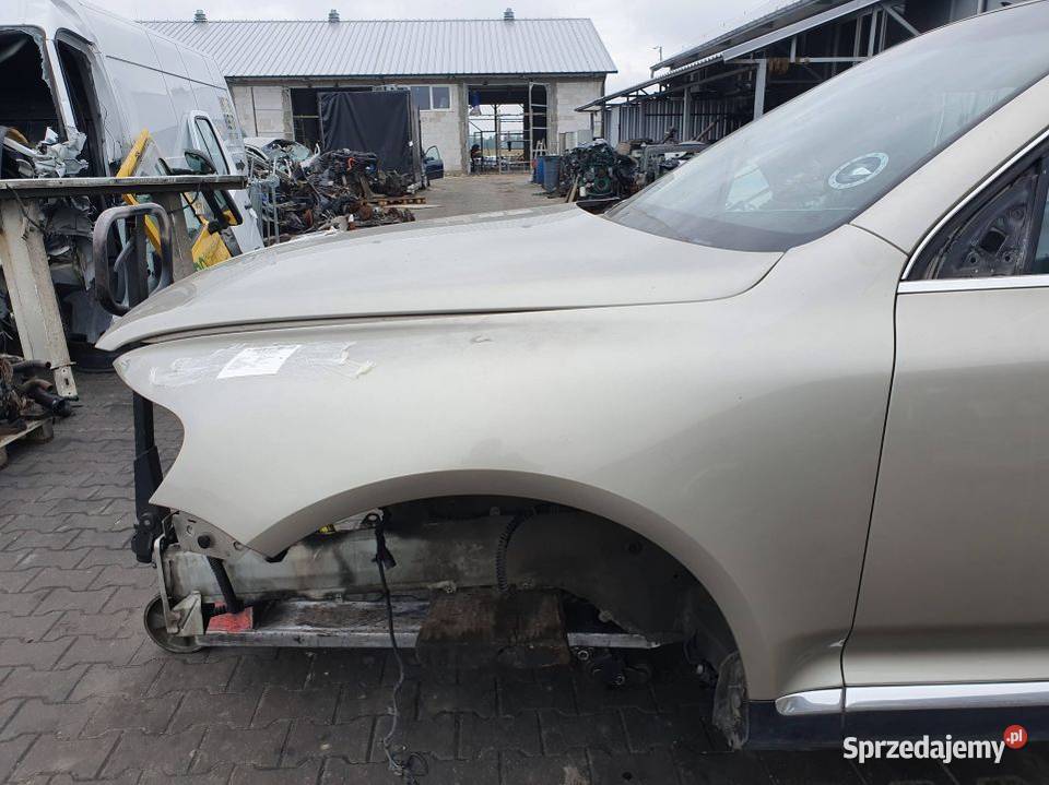 BŁOTNIK LEWY PRZÓD VOLKSWAGEN TOUAREG LD1W