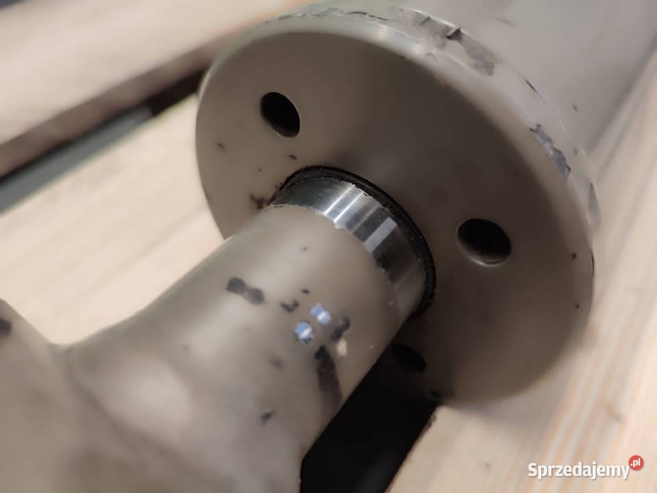 Siłownik hydrauliczny wspomagania skrętu VOLVO Wilkowo