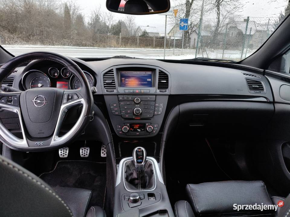 Opel Insignia OPC 4x4 28 V6 325 ze Szwajcarii