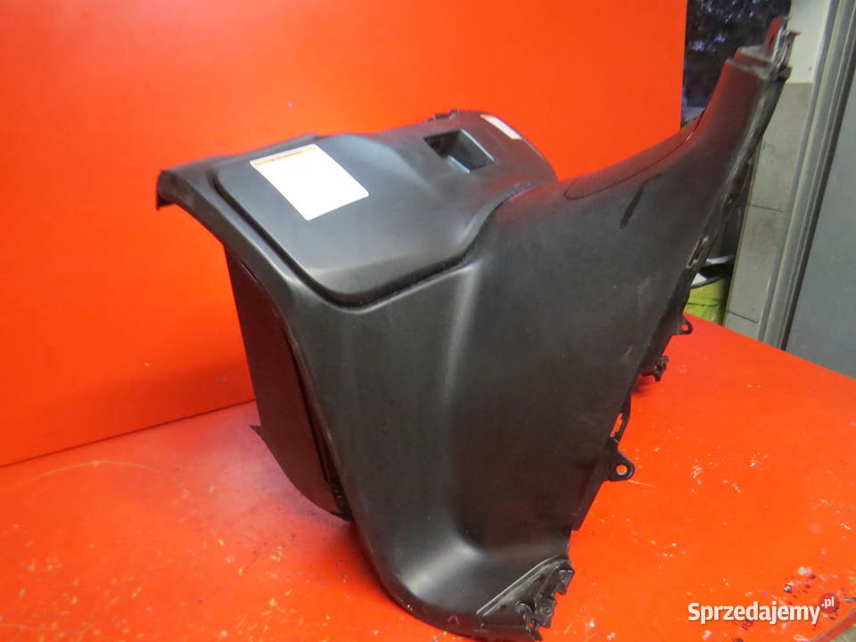 SUZUKI BURGMAN 400 250 07 k7 kokpit schowek