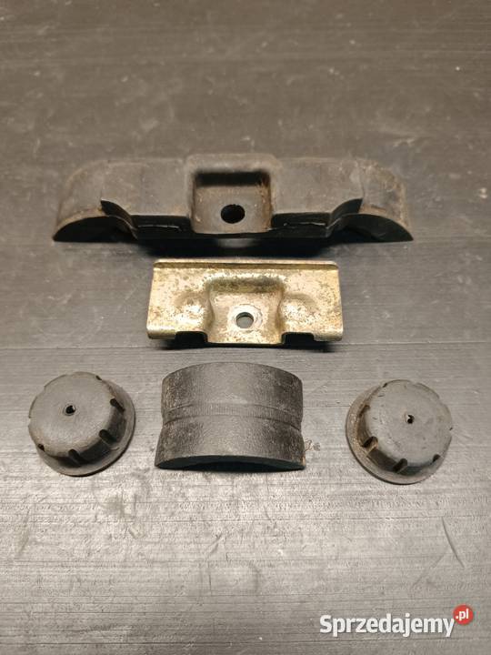 Uchwyty mocowania zbiornik paliwa bak części Pozostałe Gołaczewy
