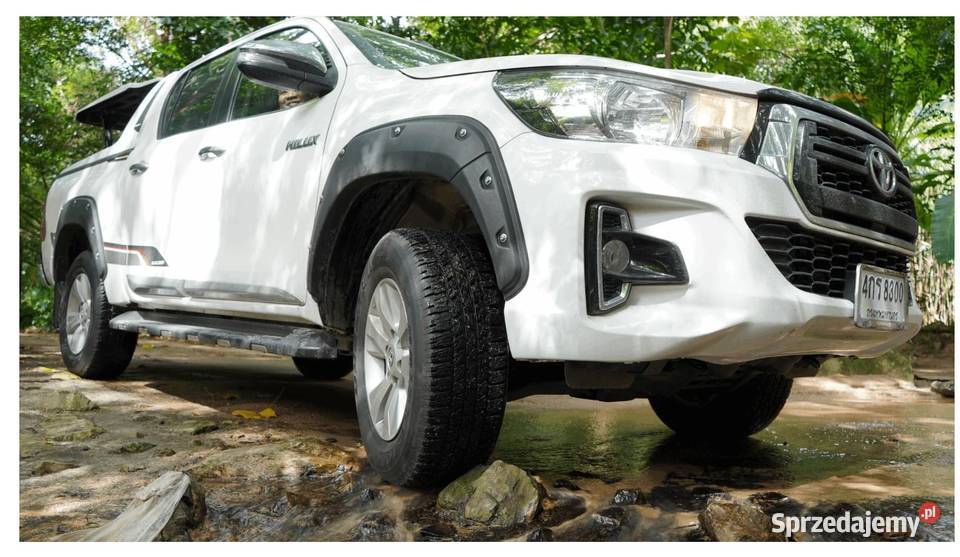Poszerzenia Nadkola Błotnik Toyota HILUX Pasłęk