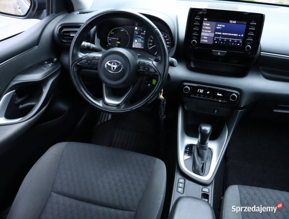 Toyota Yaris 15 Hybrid Piaseczno