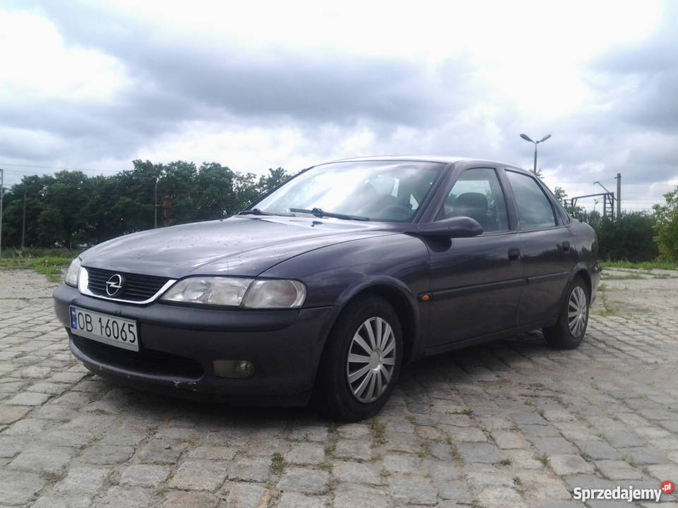 Opel Vectra B Sedan radio / CD Opel Namysłów