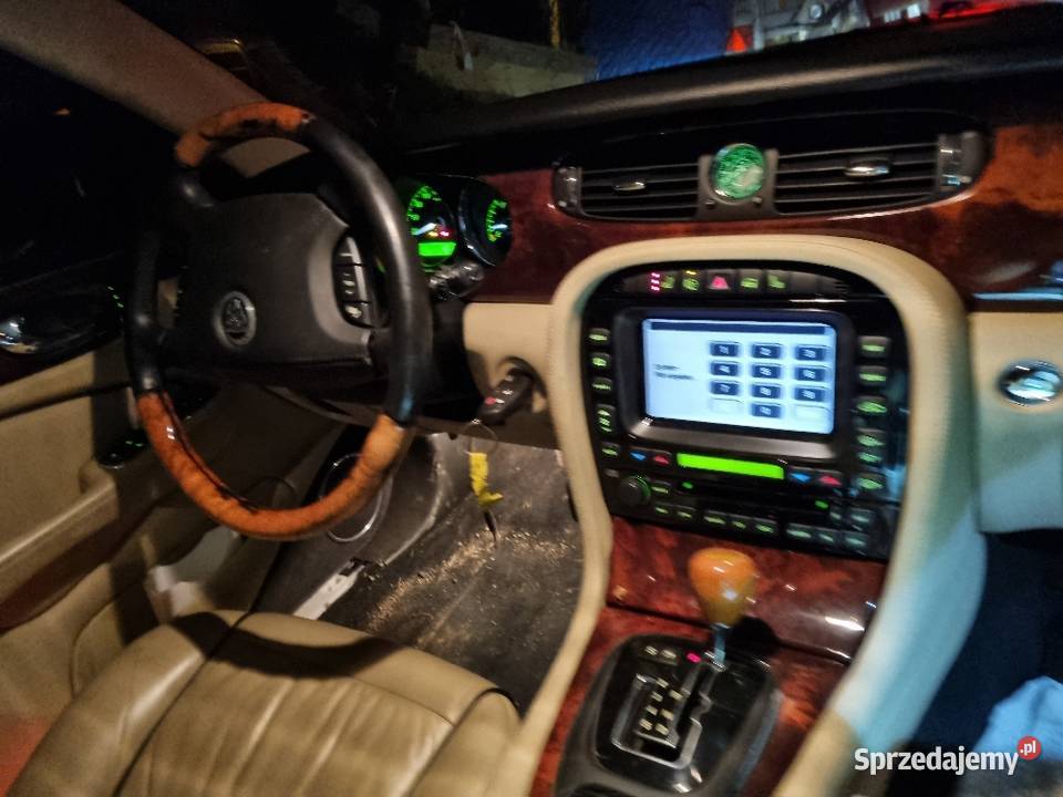 Jaguar x350 XJ 350 Lampy tył Ledowe Klapa Listwa Rok produkcji 2008 małopolskie Skawina