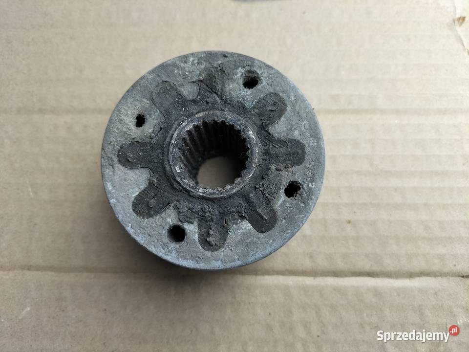 FIAT 126P 126 P ELEGANT MALUCH PRZEGUB osobowe Kamień-Kolonia