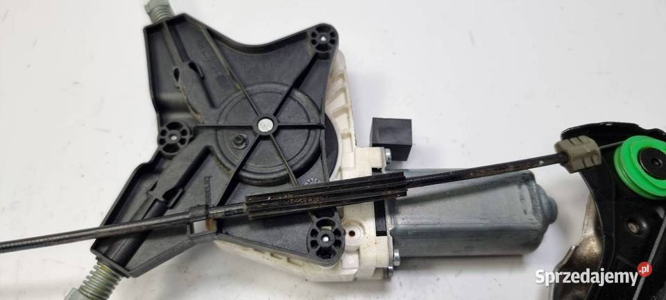 SILNICZEK SZYBY PP VOLKSWAGEN PASSAT B8 osobowe