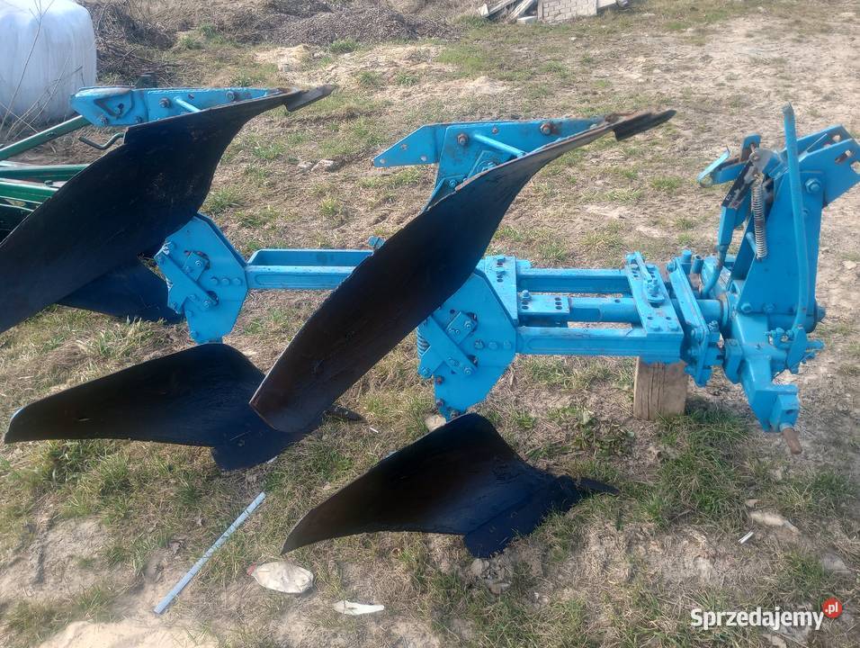 Pługi 2 skibowe obrotowe Huta Nowa