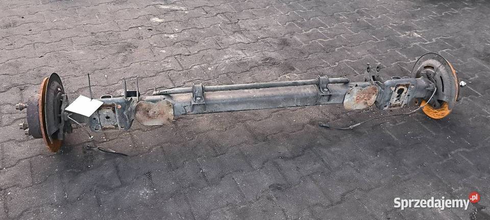 BELKA SANKI TYŁ RENAULT MASTER III Lipno