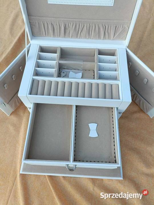 Organizer na biżuterię z lustrem Turek