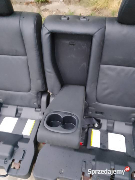 Mitsubishi Outlander III kanapa tylna 19r sprzedam