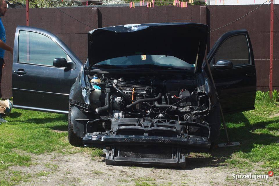 golf 4 wypadku Zaklików