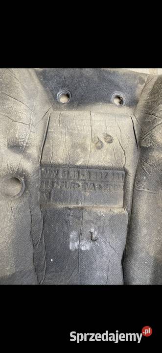 Wygłuszenie tunelu środkowegoskrzyni biegów BMW