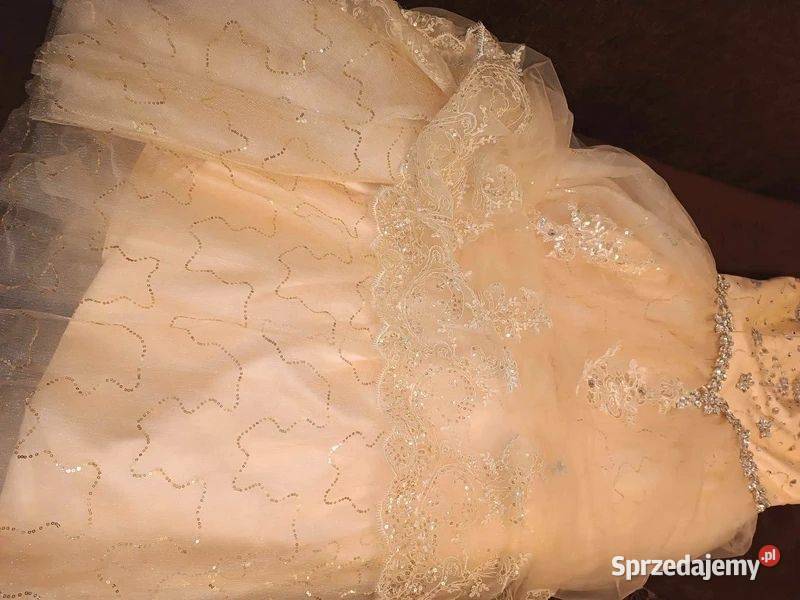 Piękna suknia wieczorowa Biłgoraj