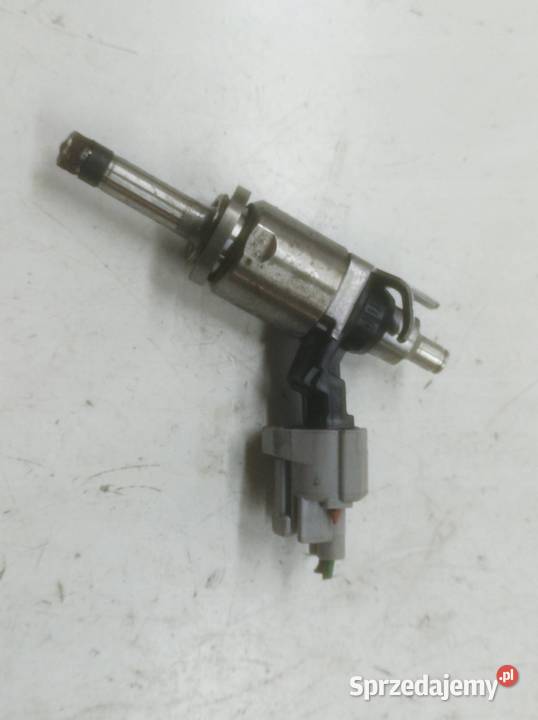 WTRYSKIWACZ 8201438013 12 TCE Renault Kadjar I