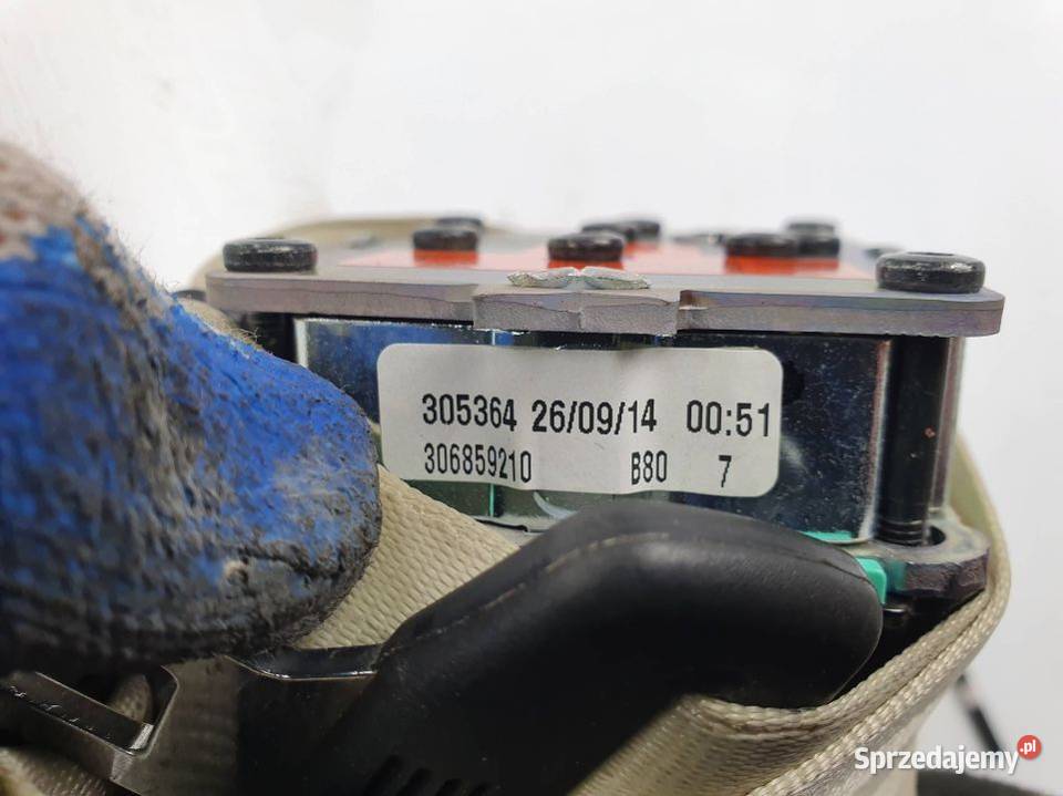 PAS BEZPIECZŃSTWA AUDI A8 L D4 4H0857805F Lipno