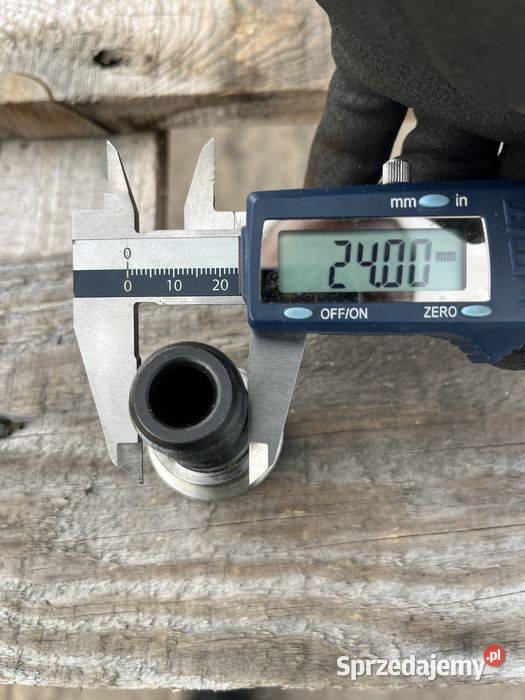 Śruby Nowe mocujące Haimer M24 SK40 komplet 8 Tuliszków