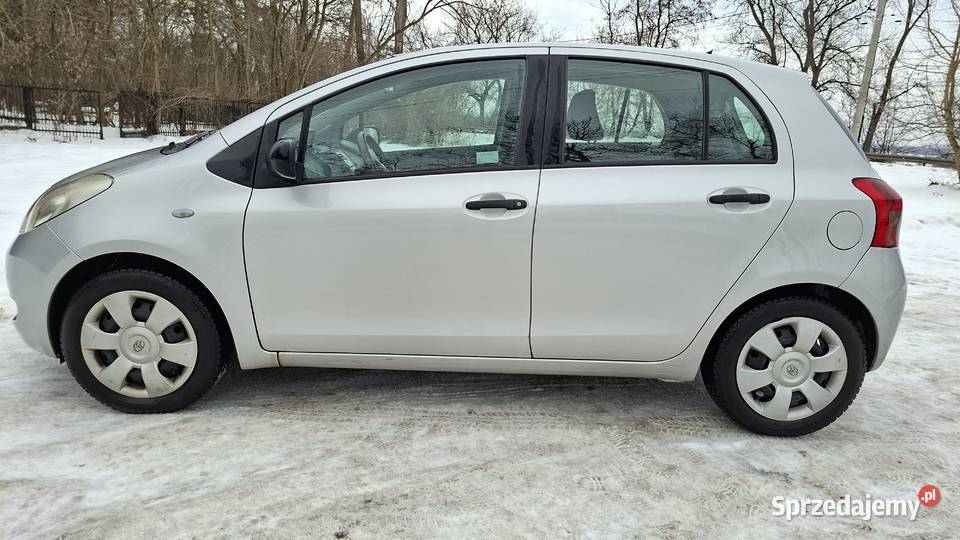 yaris 2008r silnik 13 SALON okazja Góra Kalwaria