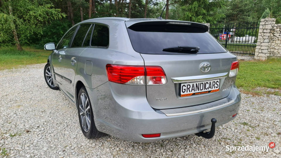 Toyota Avensis 18 16v 147 Automat NAVI Skóra system Start-Stop Chmielnik