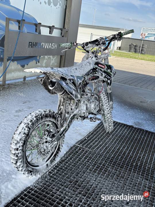 Cross Barton Bts 125 4t metalic Krobusz
