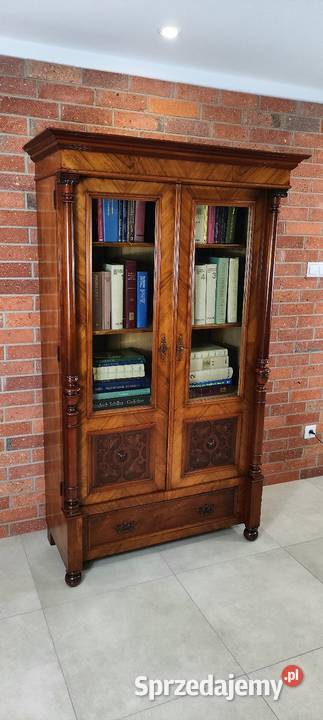 Ekskluzywna biblioteka witryna eklektyczna antyk Łagów