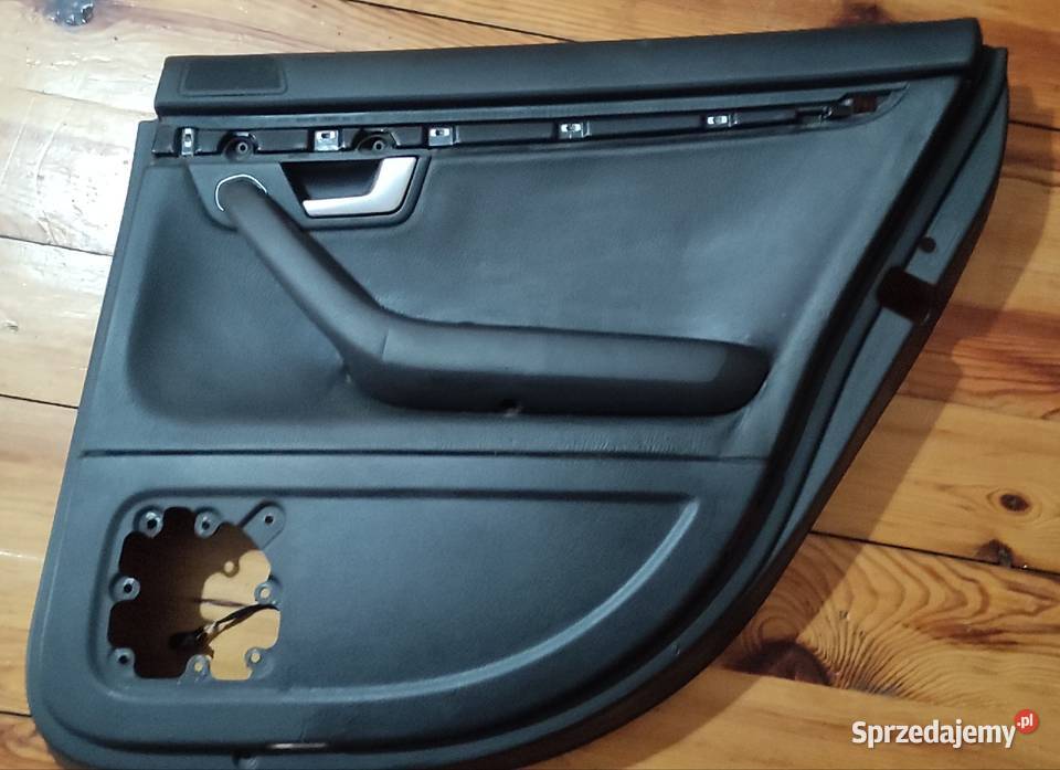 Tapicerka boczki Audi A4 B6 SEDAN skóra Janów Lubelski
