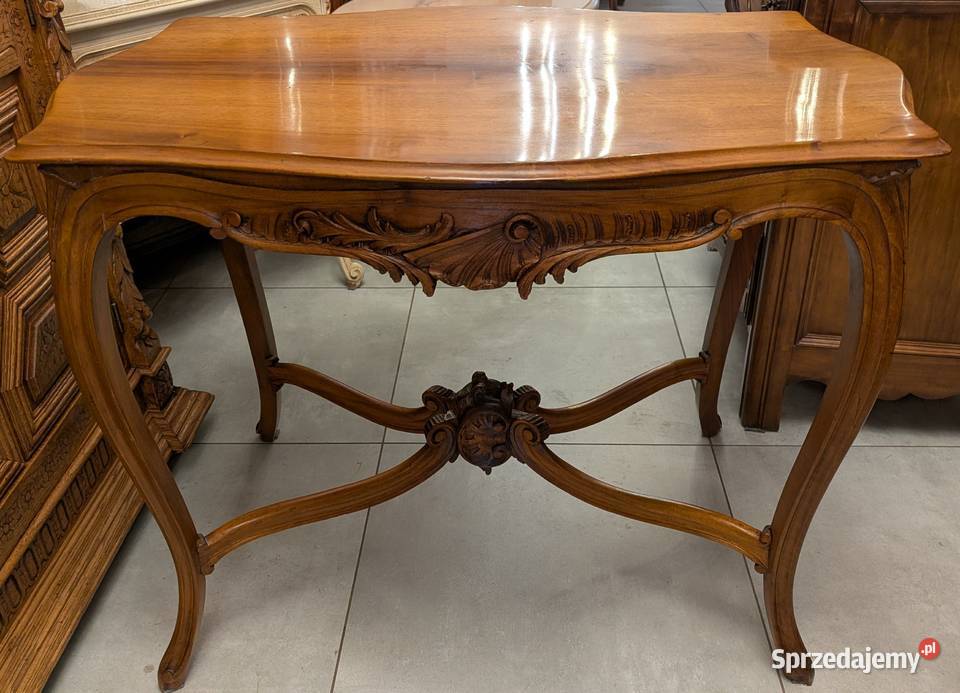 Piękny orzechowy nieduży stół ludwikowskisklep śląskie Dąbrowa Górnicza