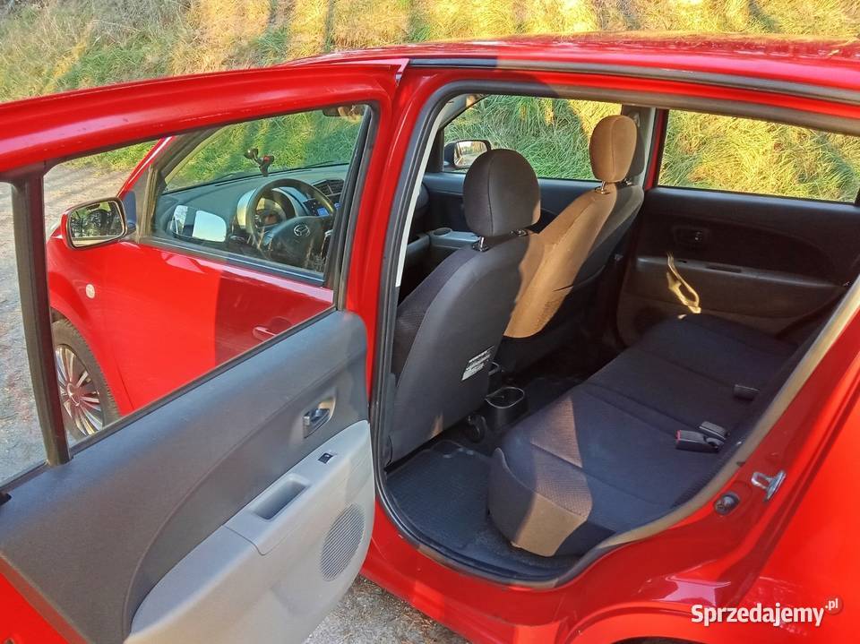 Daihatsu SIRION 10 benzyna wspomaganie kierownicy Daihatsu świętokrzyskie Włoszczowa