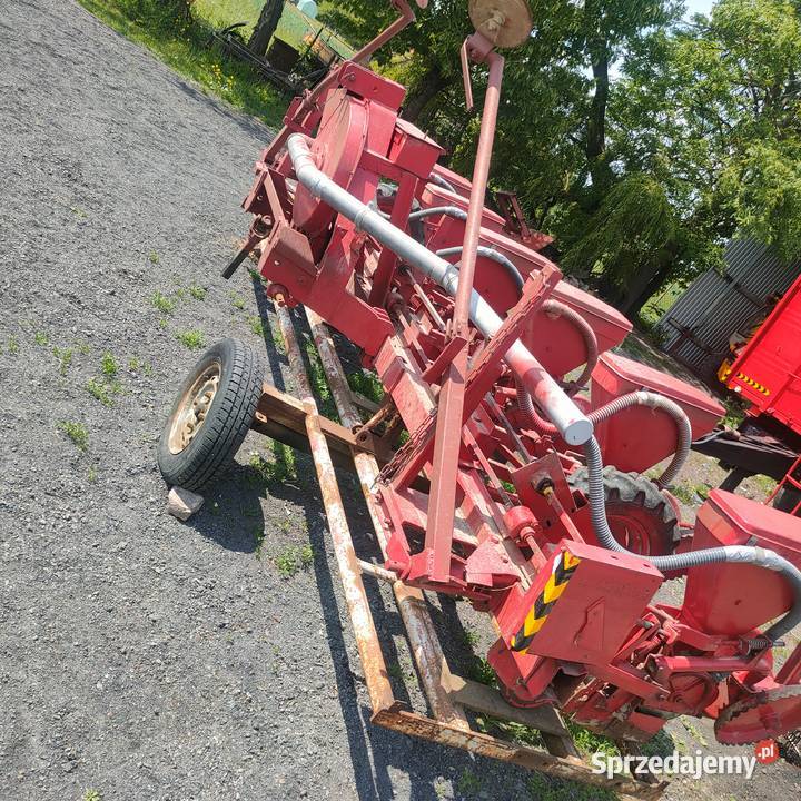 siewnik do kukurydzy 6rzedowy wózek transportowy Zamość