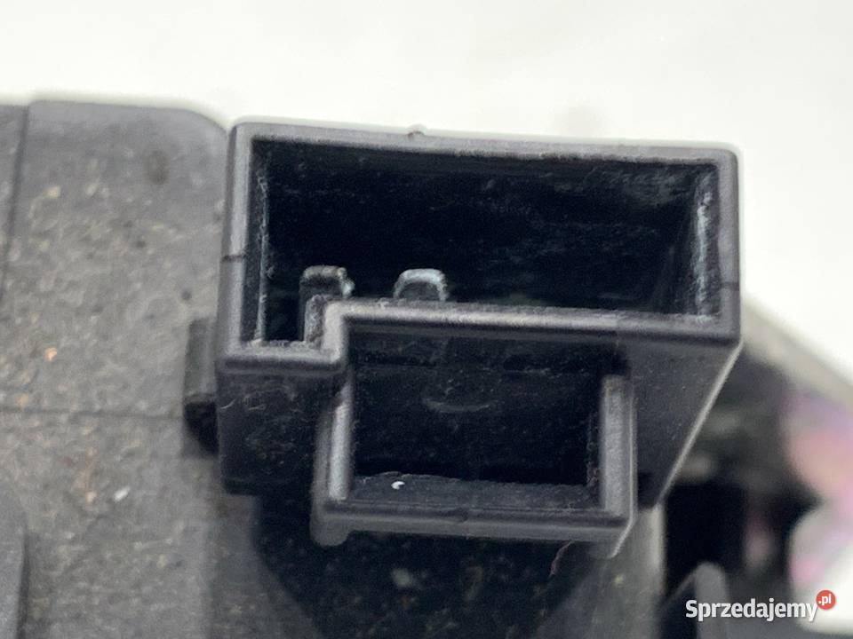 ZAMEK KLAPY TYŁ OPEL ASTRA H Hatchback 0414 podkarpackie