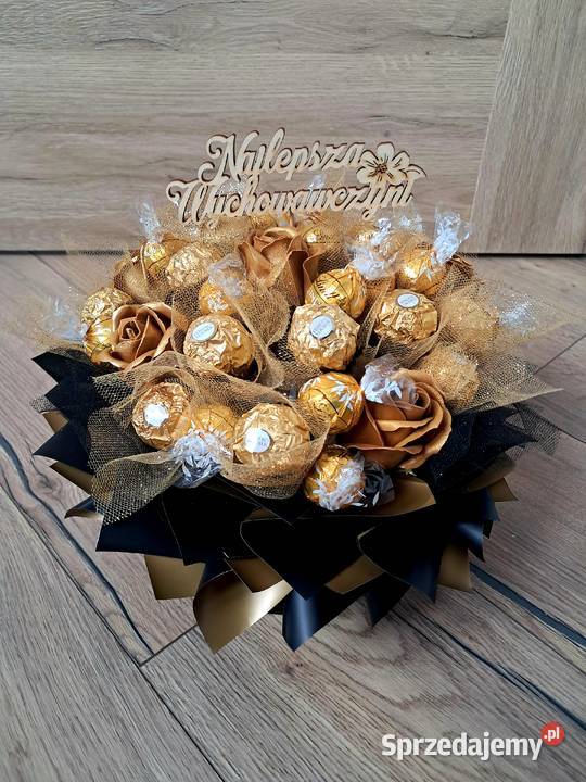 Box prezentowy ferrero rocher lindt róże mydlane Trzeboś