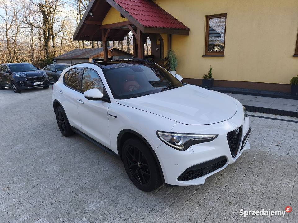 Alfa Romeo Stelvio Veloce Ti Q4 4x4 niski asystent pasa ruchu Stelvio