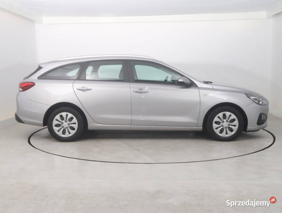 Hyundai i30 10 TGDI światła przeciwmgielne i30 dolnośląskie Bielany Wrocławskie