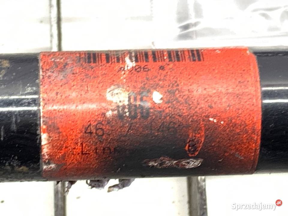 PÓŁOŚ LEWY PRZÓD HYUNDAI i40 17 136 PRZEGUB podkarpackie