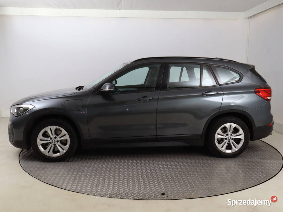 BMW X1 xDrive25e wielofunkcyjna kierownica dolnośląskie