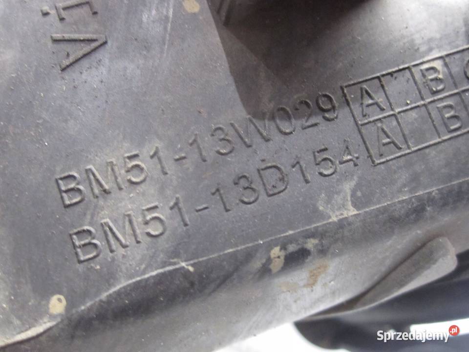 FORD FOCUS MK3 III 13r lampa prawa przód osobowe świętokrzyskie
