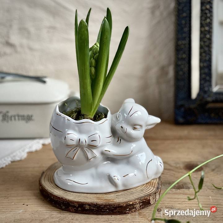 Osłonka porcelanowa z zającem wielkanocnym Waza Myszków