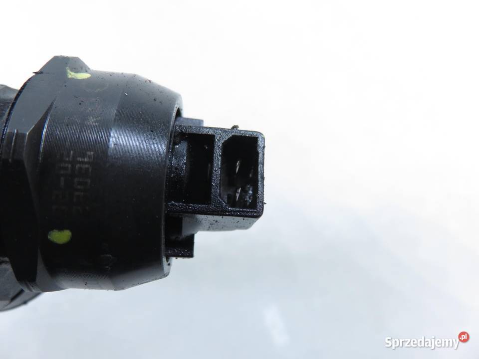 POMPOWTRYSKIWACZ VW PASSAT B5 19 TDI 038130073AJ osobowe małopolskie