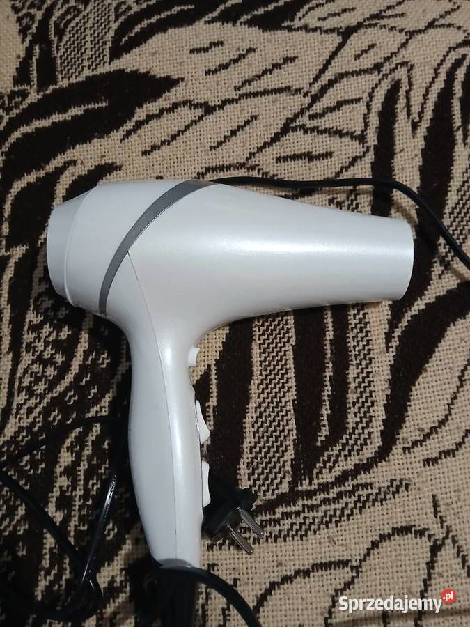 Suszarka do włosów Remington podkarpackie Widełka
