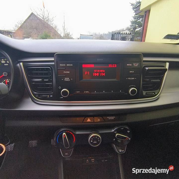 Kia Rio 12 B 84 101000 salon Polska 2017 r benzyna Opoczno