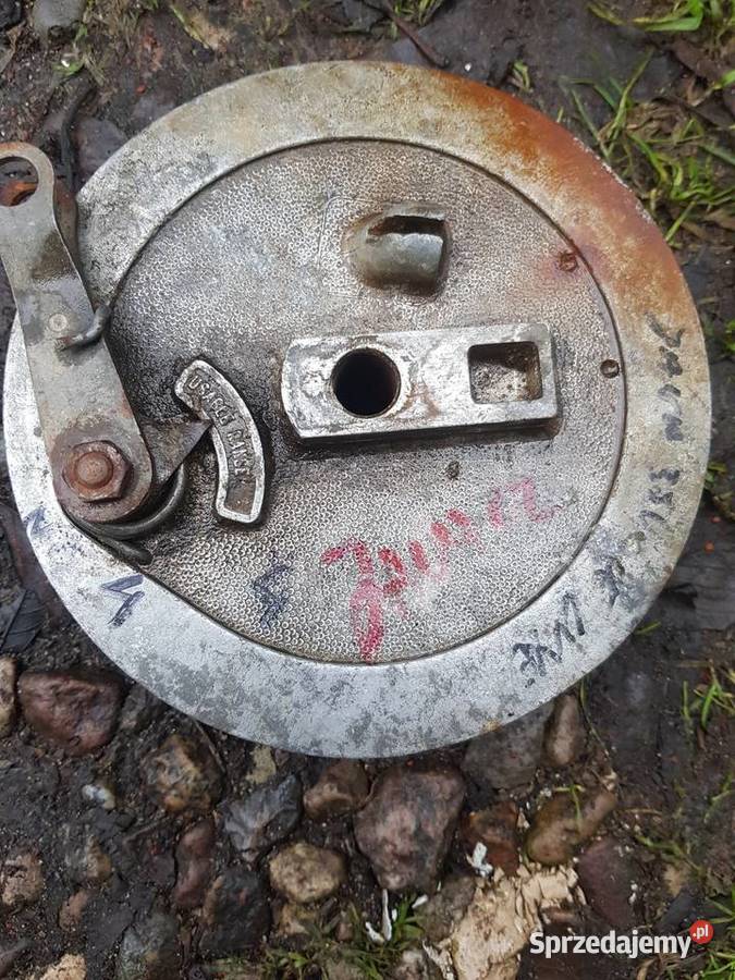 4Bęben hamulcowy szczękotrzymacz CZJawa 350 Barlinek