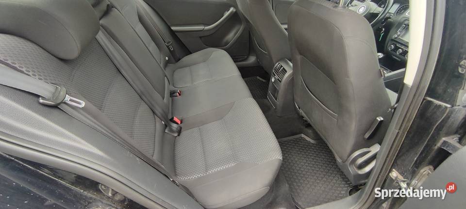 Volkswagen Jetta 2013 mały Passat Polska Jetta